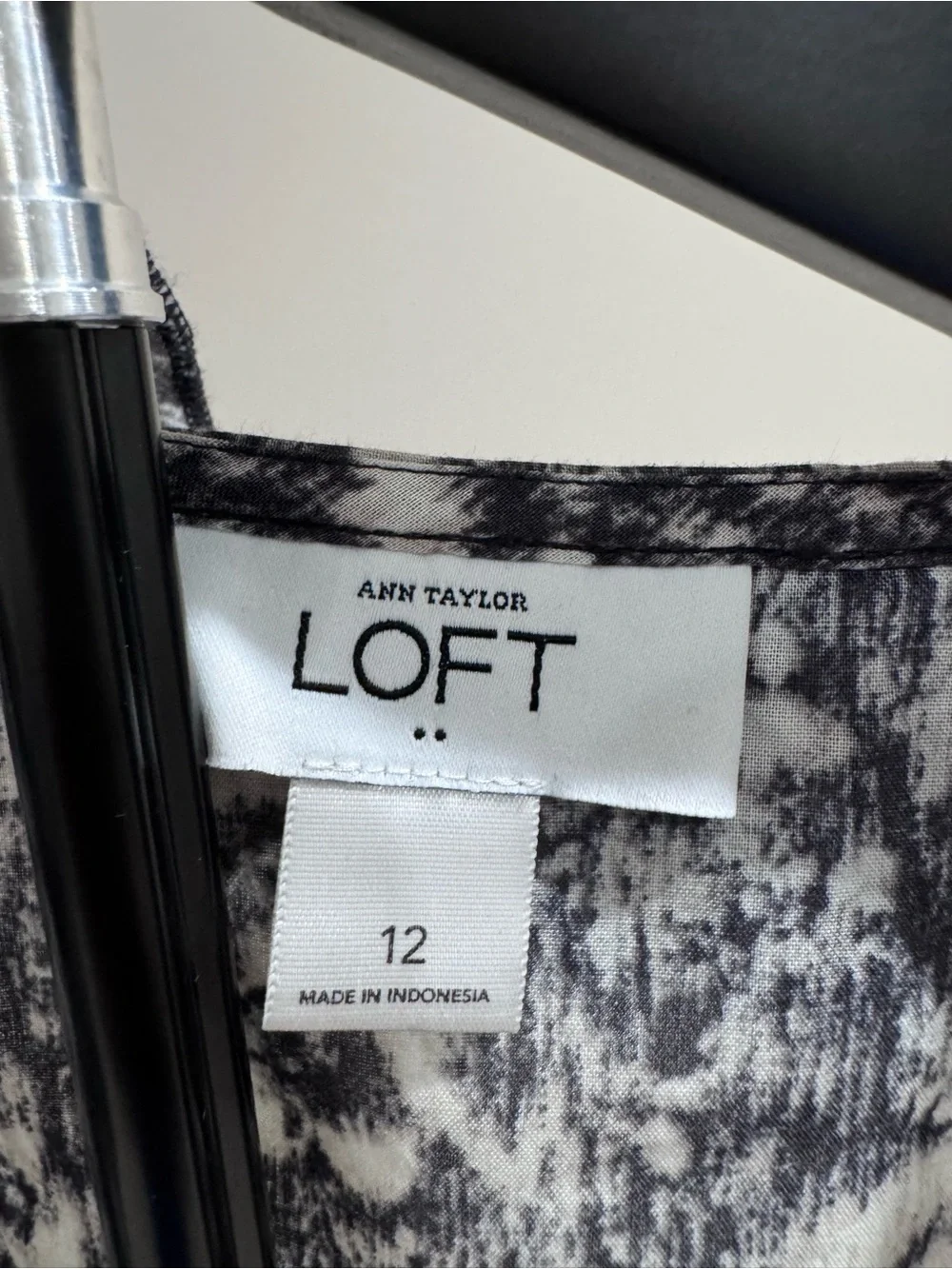 LOFT short sleeve